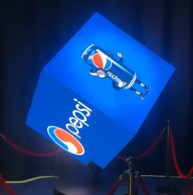 Rotating LED Cube